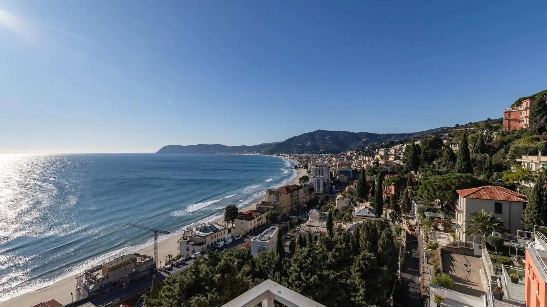 Hostdomus - La Terrazza Sul Mare Apartment Alassio Italy